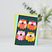 かわいいヴィンテージスタイルのカラフルフクロウ ポストカード (スタンド正面)