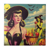 かわいいヴィンテージハロウィーンウィッチピンアップ タイル (正面)