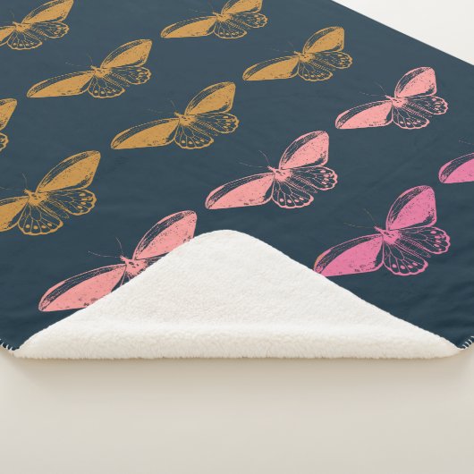 かわいいヴィンテージピンクバタフライイラストレーション シェルパブランケット (3/4)