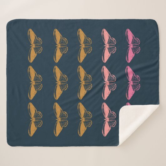 かわいいヴィンテージピンクバタフライイラストレーション シェルパブランケット (正面(横))