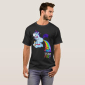 かわいい一角獣が虹のドラマラマの虹をうなずく Tシャツ (正面フル)