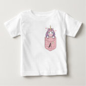 かわいい一角獣(ユニコーン)がポケットからのぞきイニシャル ベビーTシャツ (正面)