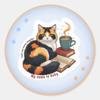 かわいい三毛猫の本読み&コーヒーパーソナライズデザイン ラウンドシール