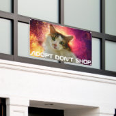 かわいい三毛猫 横断幕 (ビルの外側)