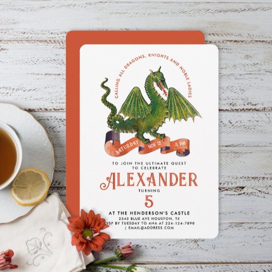 かわいい中世オレンジ緑のドラゴン子供の誕生日タイポ 招待状