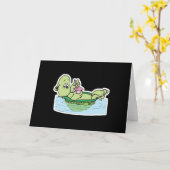 かわいい亀はミルクシェイクを飲む カード (黄色い花)