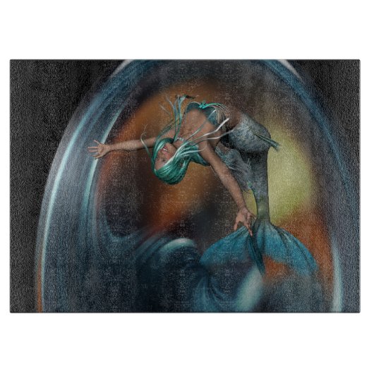 かわいい人魚が喜んで泳ぐ カッティングボード (正面)