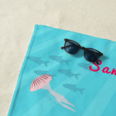 かわいい人魚の女カラフルの子 ビーチタオル (インサイチュ)