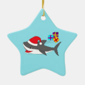 かわいい休日の鮫を持つオーナメント セラミックオーナメント (裏面)