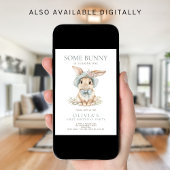 かわいい何人かのバニーが1歳の誕生日を飾る 招待状