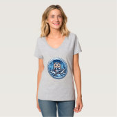 かわいい冬のフクロウのオーナメント Tシャツ (正面フル)