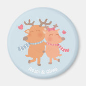 かわいい冬の恋のトナカイ マグネット (正面)