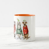 かわいい冬の犬のセーター毛皮と明るいクリスマス ツートーンマグカップ (中央)