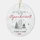かわいい初めてのクリスマスが新しいアパートに セラミックオーナメント (左)