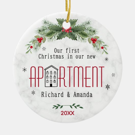 かわいい初めてのクリスマスが新しいアパートフローラ セラミックオーナメント (正面)