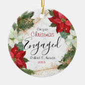 かわいい初めてのクリスマス婚約ポインセチア花 セラミックオーナメント (正面)