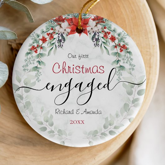 かわいい初めてのクリスマス婚約レッドポインセチア セラミックオーナメント