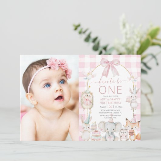 かわいい動物のおもしろいが1歳の誕生日ピンクの写真に 招待状 (スタンド正面)