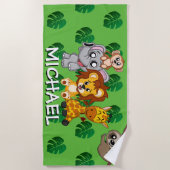 かわいい動物のサファリ·グリーンの漫画ジャングル名 ビーチタオル (正面)