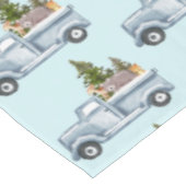 かわいい動物の模様が描かれたクリスマストラック テーブルクロス (アングル)