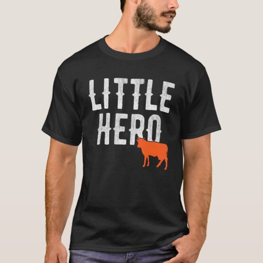 かわいい動物の牛 リトルヒーロー Tシャツ (正面)