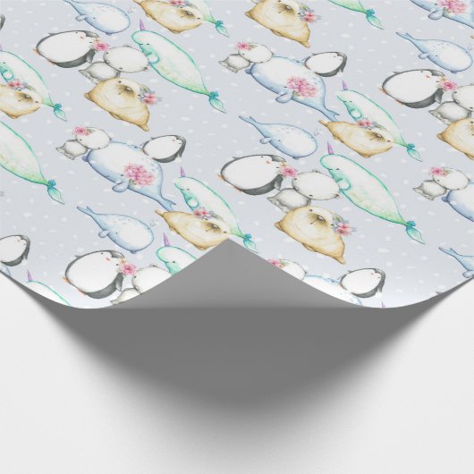 かわいい北極ベビー動物のペンギンのクジラのシールくま ラッピングペーパー (角)