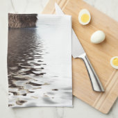 かわいい可愛らしいフワフワのカワウソ キッチンタオル (四つ折り)