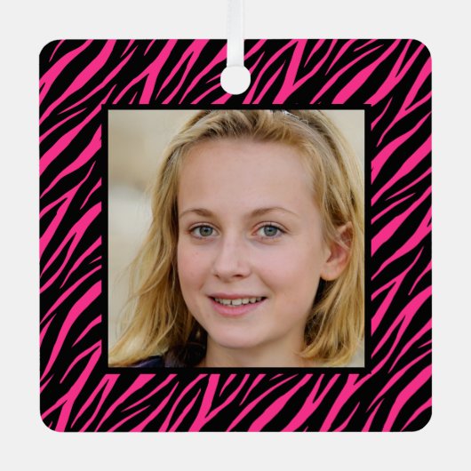 かわいい名前をカスタムするとフォトピンクのゼブラクリスマス メタルオーナメント (正面)