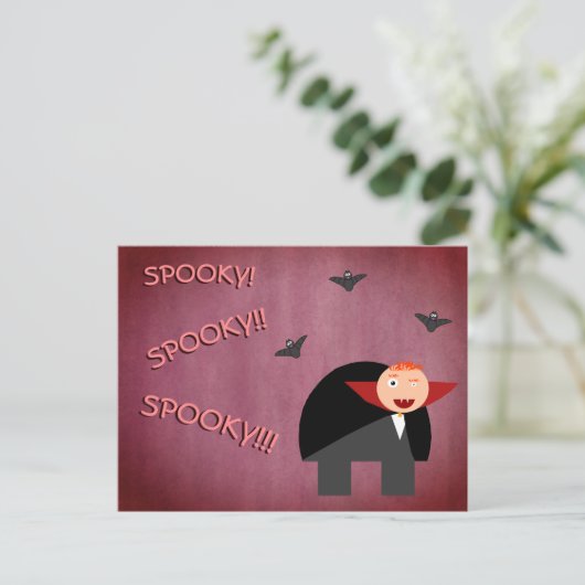 かわいい吸血鬼のような姿をした猫背 シーズンポストカード (スタンド正面)