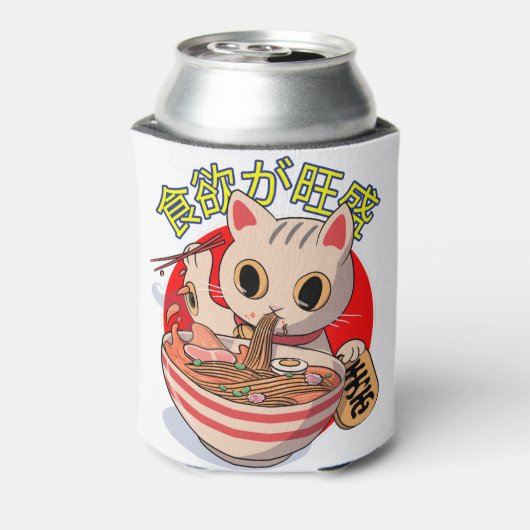 かわいい和風の猫が箸で麺類を食べている 缶クーラー (缶裏面)