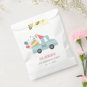 かわいい夕暮れブルー任意の年齢の誕生日パーティーケーキトラック フェイバーバッグ (封をした状態)