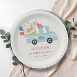 かわいい夕暮れブルー任意の年齢の誕生日パーティーケーキトラック ペーパープレート<br><div class="desc">これもし以上のカスタマイズが必要な場合は感じ、yellowfebstudio@gmail.comで自由にメッセージを送ってください。</div>