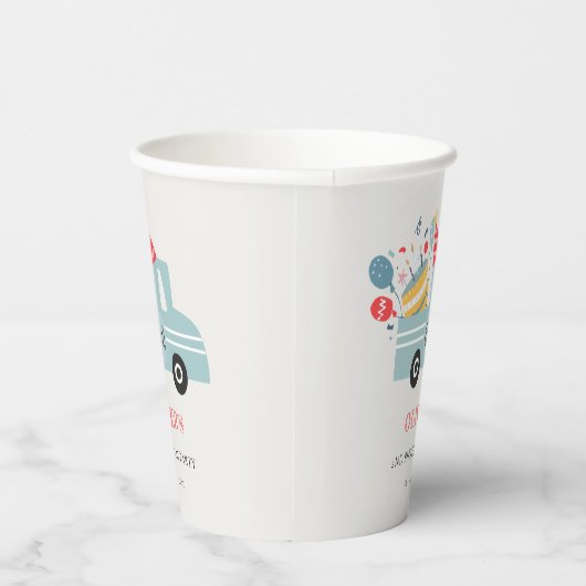 かわいい夕暮れブルー任意の年齢の誕生日パーティーケーキトラック 紙コップ (右)