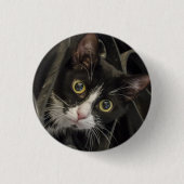 かわいい大きな目のタキシード猫顔 缶バッジ (正面)