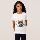 かわいい大きな目をしたサバトラの子猫 Tシャツ (正面フル)