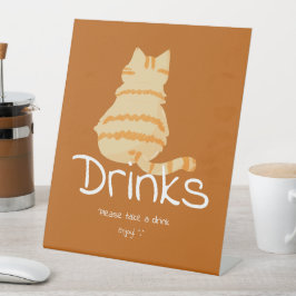 かわいい太ったオレンジ色の猫のベイビーシャワーの飲み物 台座サイン