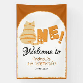 かわいい太ったオレンジ色の猫の1歳の誕生日おめでとう 横断幕