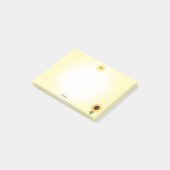 かわいい太陽とひまわりが黄色の背景にいる ポストイット (アングル)