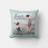 かわいい太陽のキスと塩辛いビーチ生活 クッション (正面)