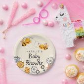 かわいい女の子が赤ちゃんシャワーを浴びる ペーパープレート (パーティー)