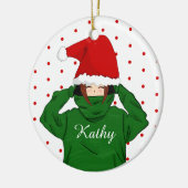 かわいい女の子と緑のフード付サンタハットクリスマス セラミックオーナメント (左)