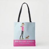 かわいい女の子と茶色の犬 – 犬の歩くサービス トートバッグ (正面)