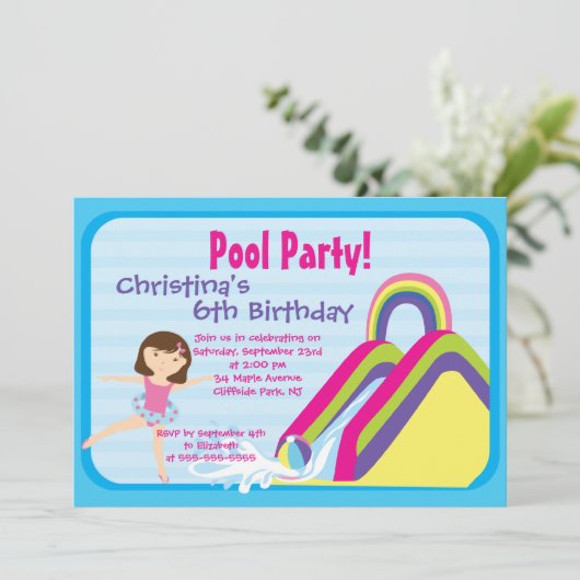 かわいい女の子のプールを囲んでのパーティのバースデーパーティ招待状 招待状 (スタンド正面)