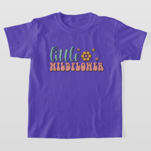 かわいい女の子の小さな野花のワードアート Tシャツ