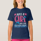 かわいい女の子はイルカが大好き Tシャツ (正面)