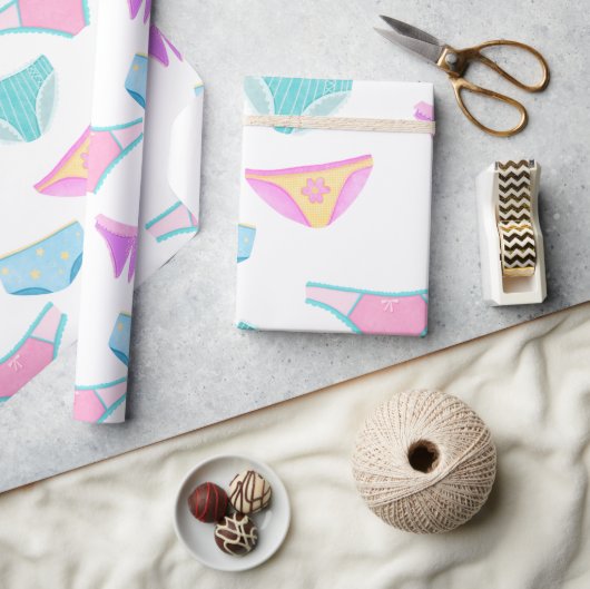 かわいい女の子パワー下着ガーリー ラッピングペーパー (クラフト)