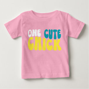 かわいい女の子 ベビーTシャツ