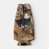 かわいい好奇心旺盛な子猫3匹 ボトルクーラー (裏面)