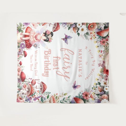 かわいい妖精の最初の誕生日パーティーへようこそ背景 タペストリー (正面(横))