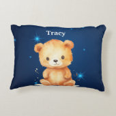 かわいい子を抱き締める アクセントクッション (裏面)